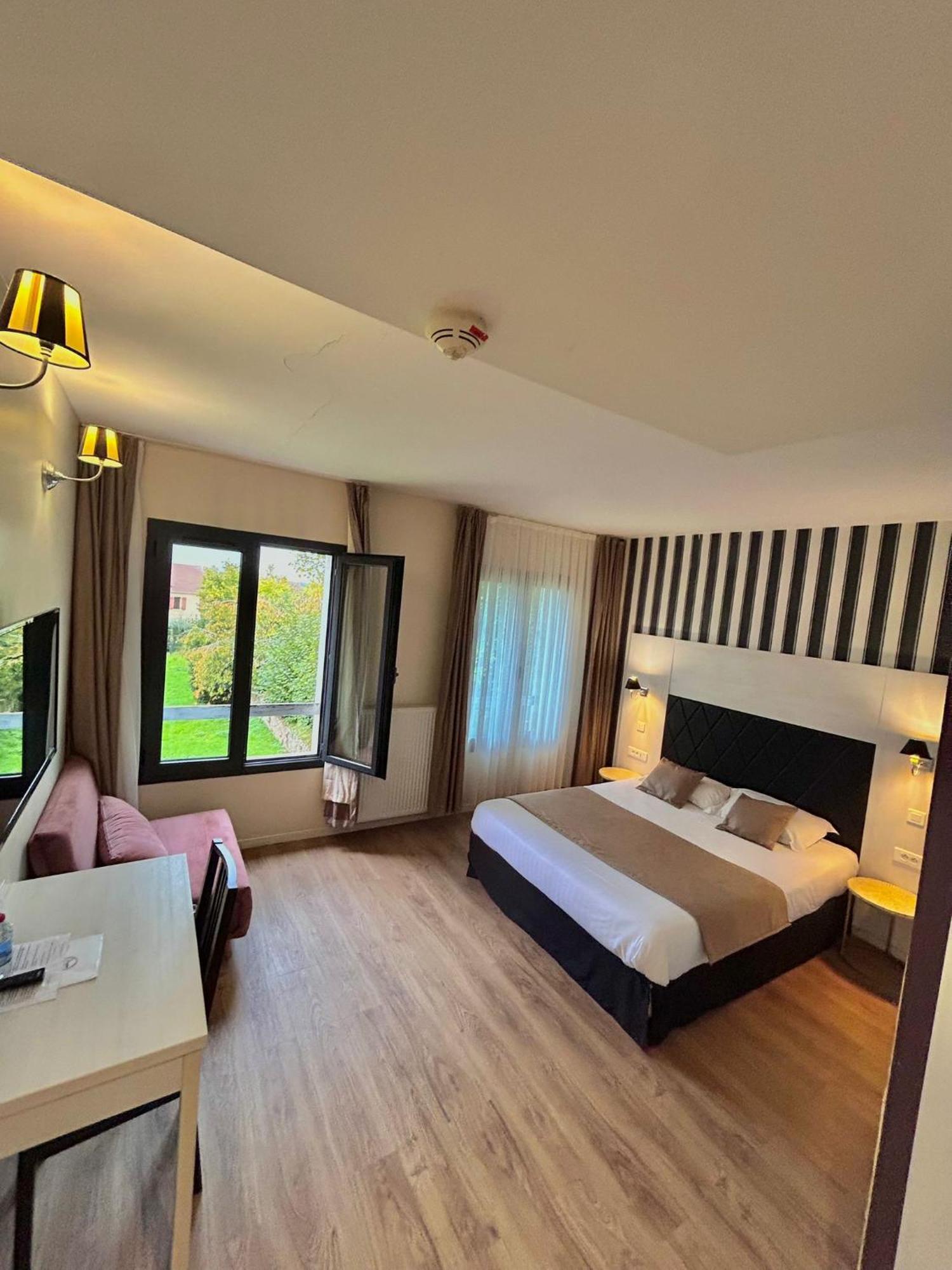 Auberge de l'Etoile Thoiry  Eksteriør billede