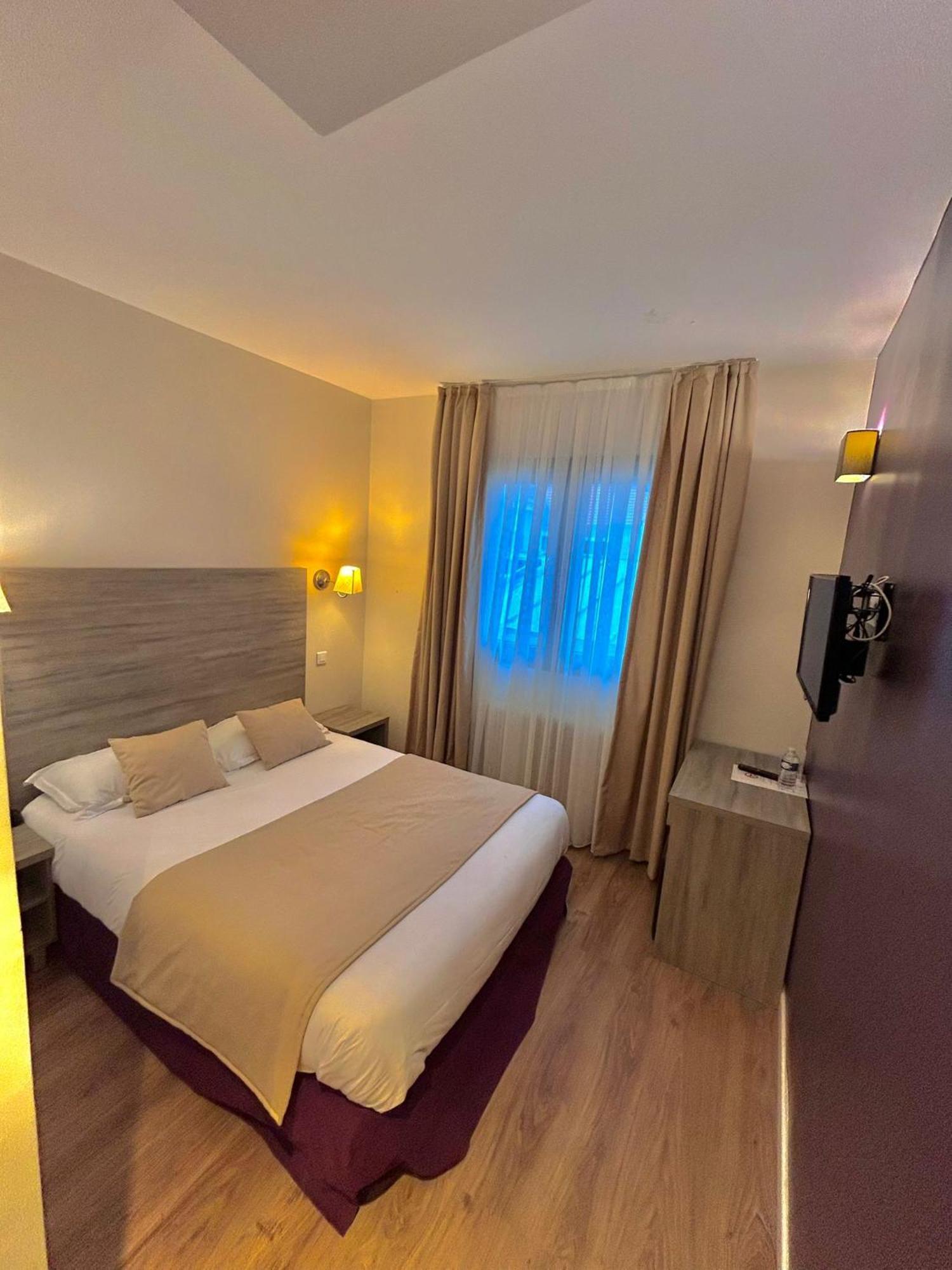 Auberge de l'Etoile Thoiry  Eksteriør billede