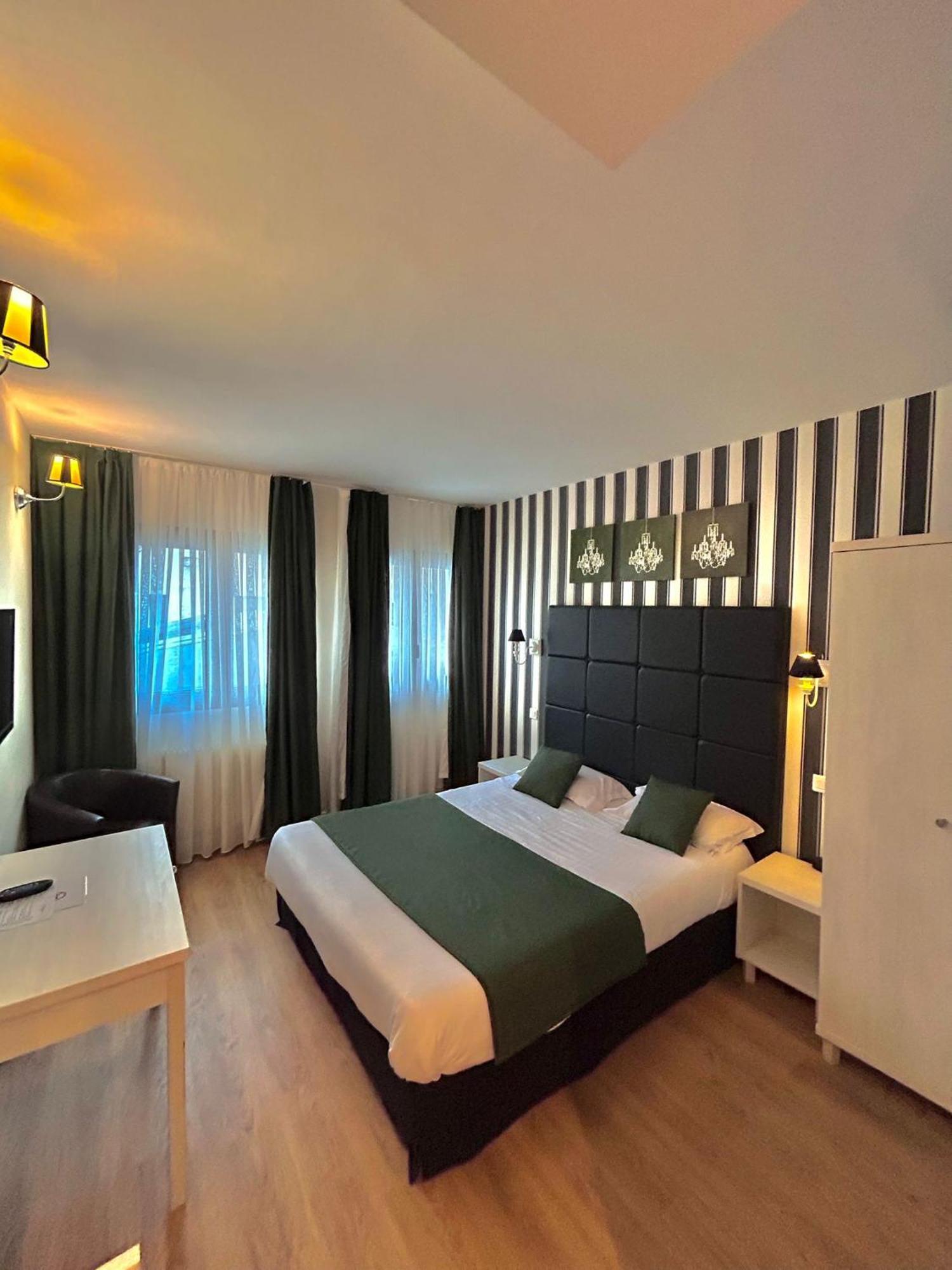 Auberge de l'Etoile Thoiry  Eksteriør billede