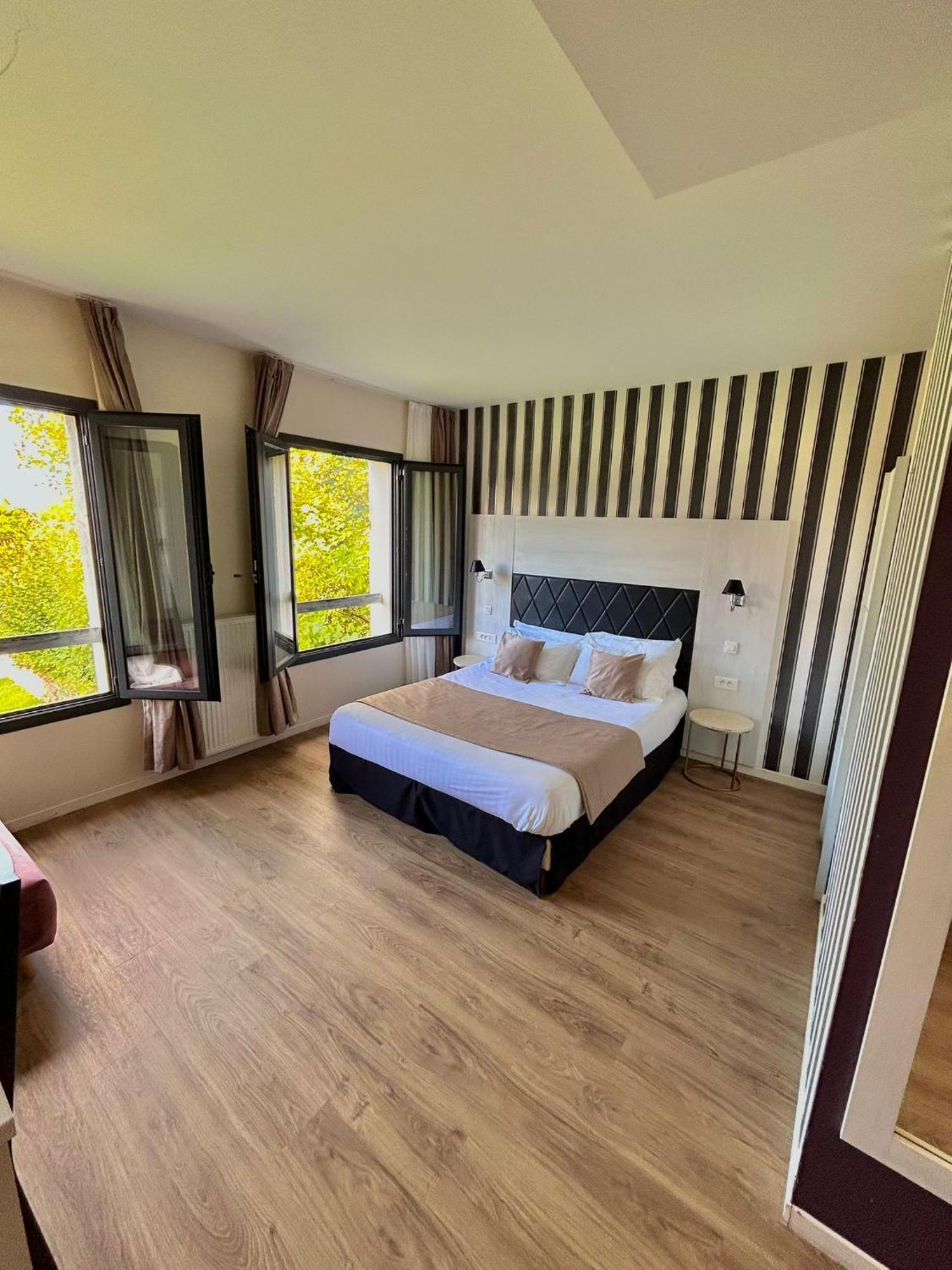 Auberge de l'Etoile Thoiry  Eksteriør billede