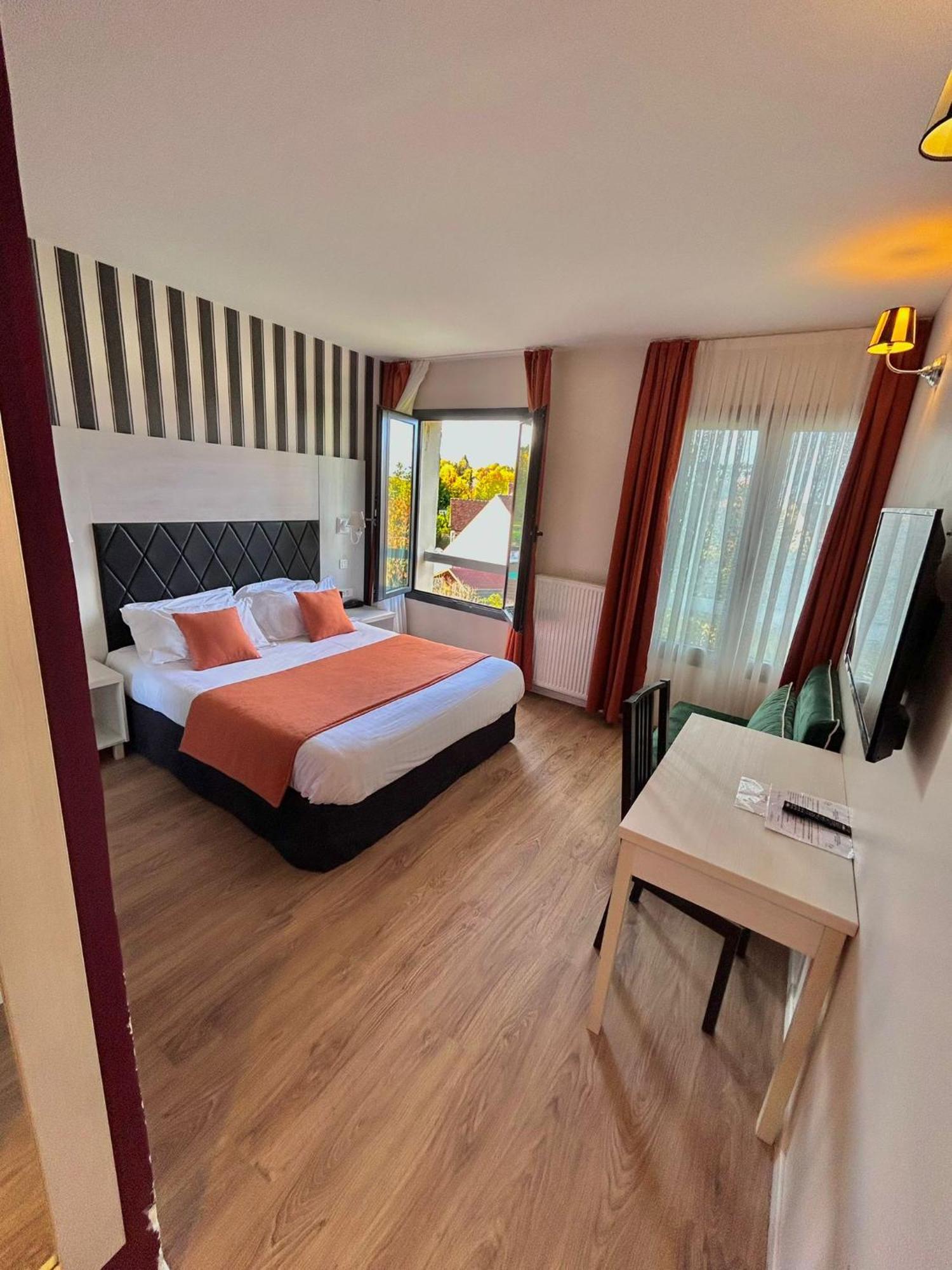 Auberge de l'Etoile Thoiry  Eksteriør billede